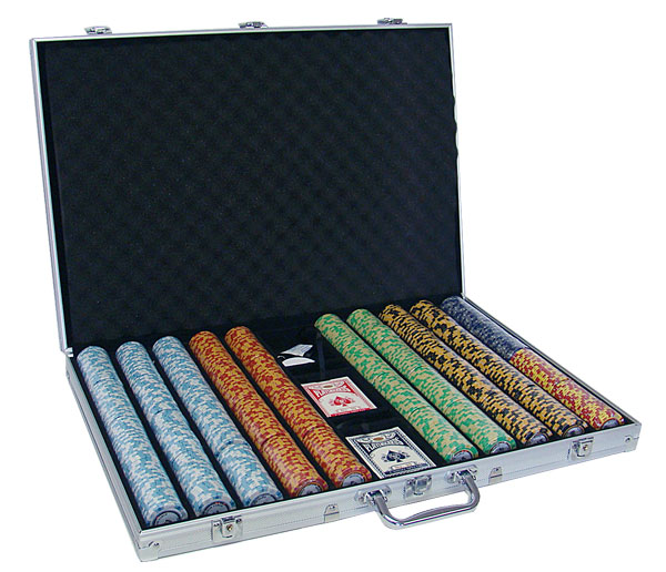 Monte Carlo 14 Gram Clay Poker Chips in Standard Aluminum Case - 1000 Ct.