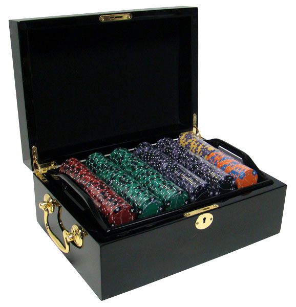 Ace King Suited 14 Gram Clay Poker Chips in Wood Black Mahogany Case - 500 Ct.