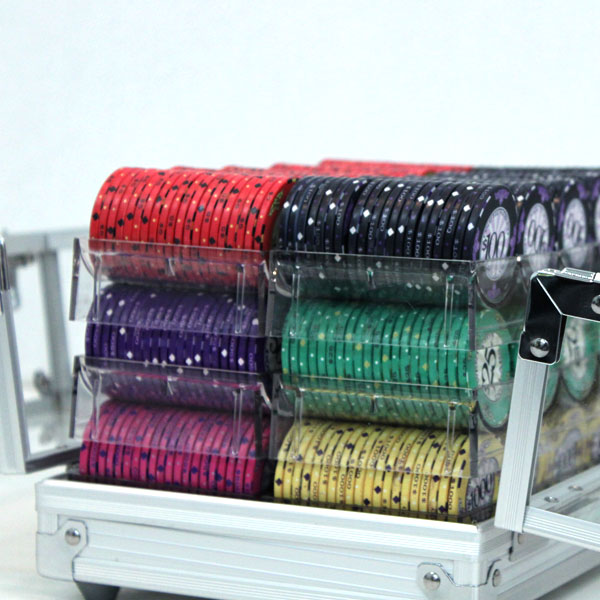 Scroll 10 Gram Ceramic Poker Chips in Acrylic Carrier - 600 Ct.