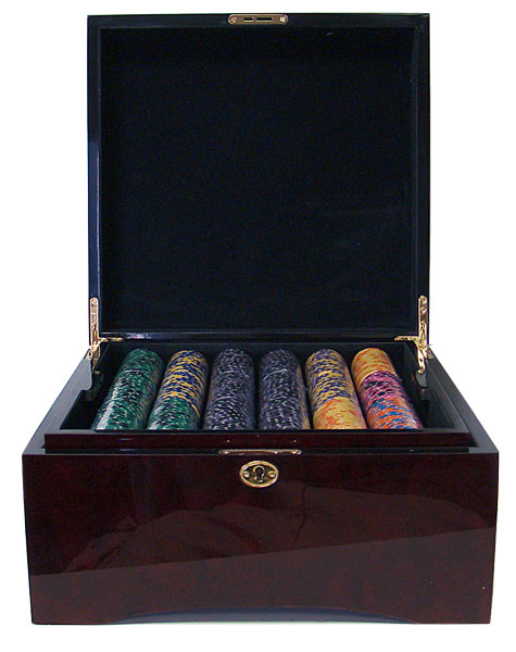 Ace King Suited 14 Gram Clay Poker Chips in Wood Mahogany Case - 750 Ct.